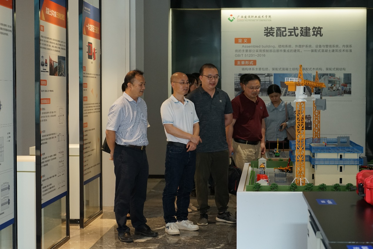 陈宜虎院长一行考察开云线上平台_开云（中国）实训基地