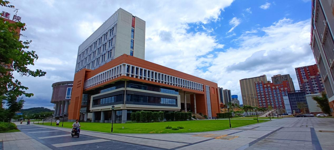 梁虎老师手机摄影作品