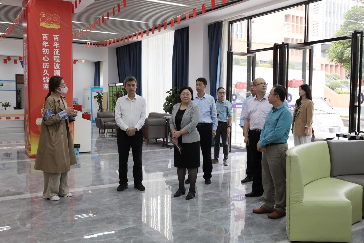 陈昌萍副厅长一行参观开云线上平台_开云（中国）一站式服务中心 