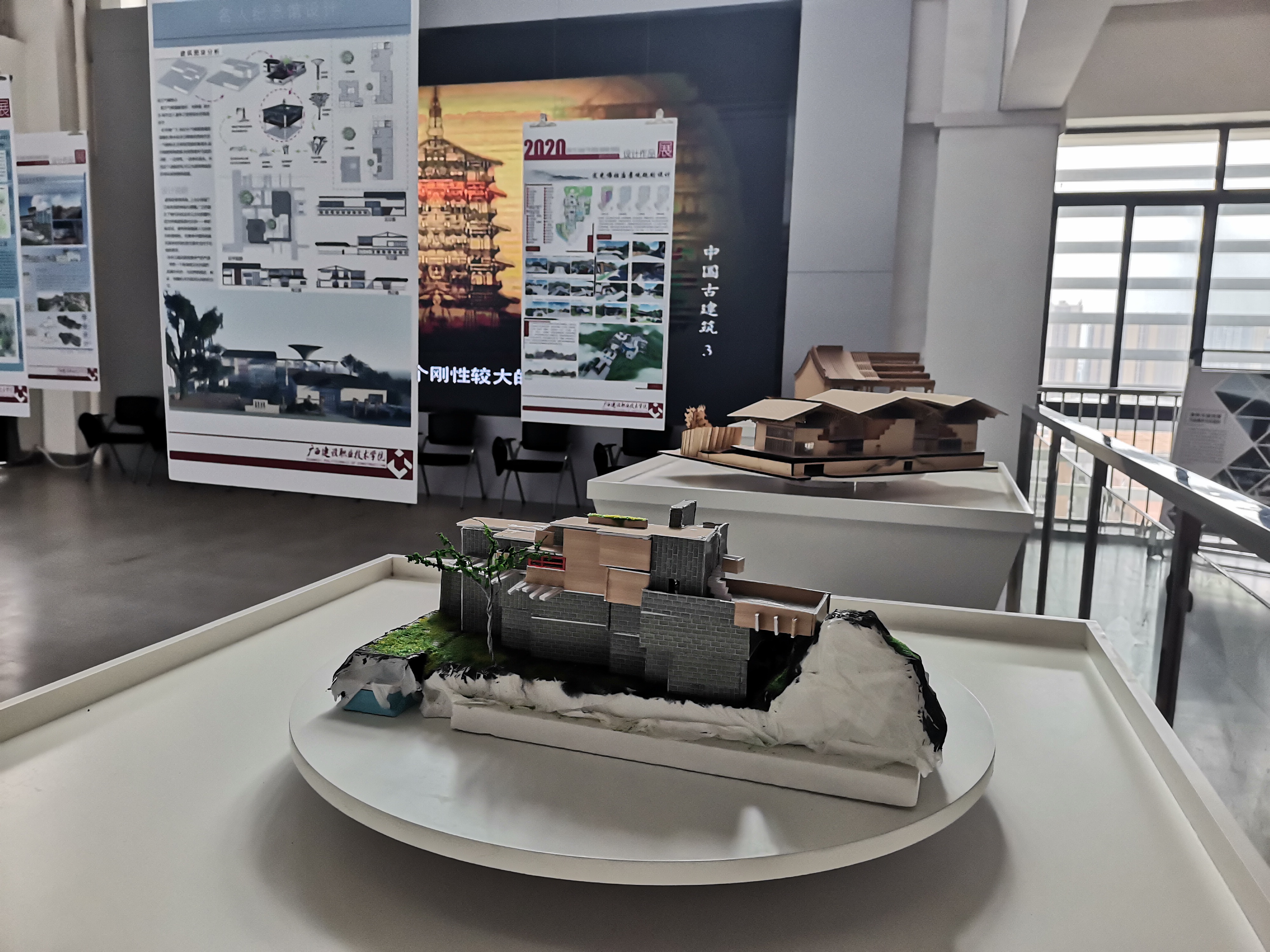 专业成果展示现场